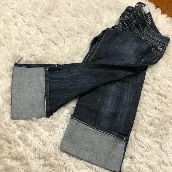 Harley Davidson size 10 crop Capri jeans. Too cute too fun for summer riding. - Picture 8 of 13